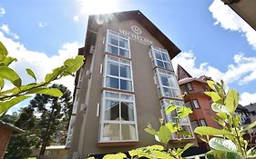 Micheline Hotel Tricot - ao lado da Rua Coberta